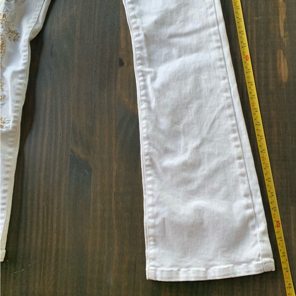 Daisy Fuentes Rhinestone White Flare Jeans - Picture 5 of 8